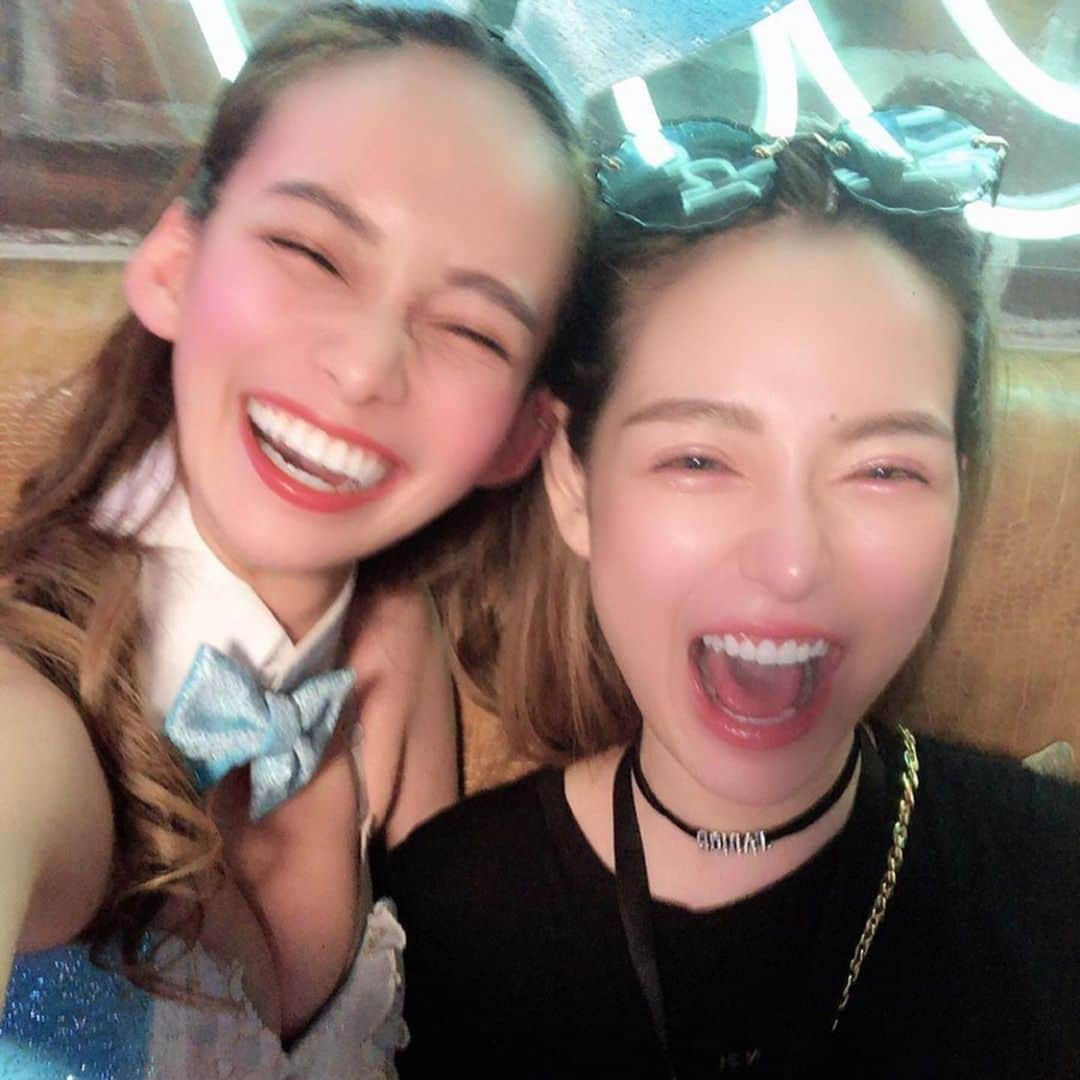 石井和香さんのインスタグラム写真 - (石井和香Instagram)「♥スライドしてね🔥 ・ ノアちゃんとの写真 まだあげてなかったやつ🥺💖 ・ めっちゃいい写真～超笑顔ꉂꉂ (*ˊᗜˋ*) 大阪行きたいなぁって 今年入って9000回は言った気がする ・ はぁ…大阪行きたいなぁ😢💘 ・ ・ #進撃のノア #アトリエダーム」10月13日 17時31分 - waco.141.partyon