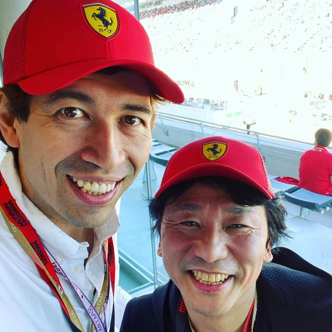 Saschaさんのインスタグラム写真 - (SaschaInstagram)「#f1 #MissionWinnow Lounge MCなんとか無事終了！始発から新幹線が動いて予選にギリギリ間に合い最後まで担当できました！ラウンジには世界の #SadaharuAoki さんもいらっしゃってF1めっちゃ詳しくてびっくり！そしてのラグビーのイタリアチームも来たりと大盛り上がり！ #f1jp」10月13日 18時26分 - sascha348