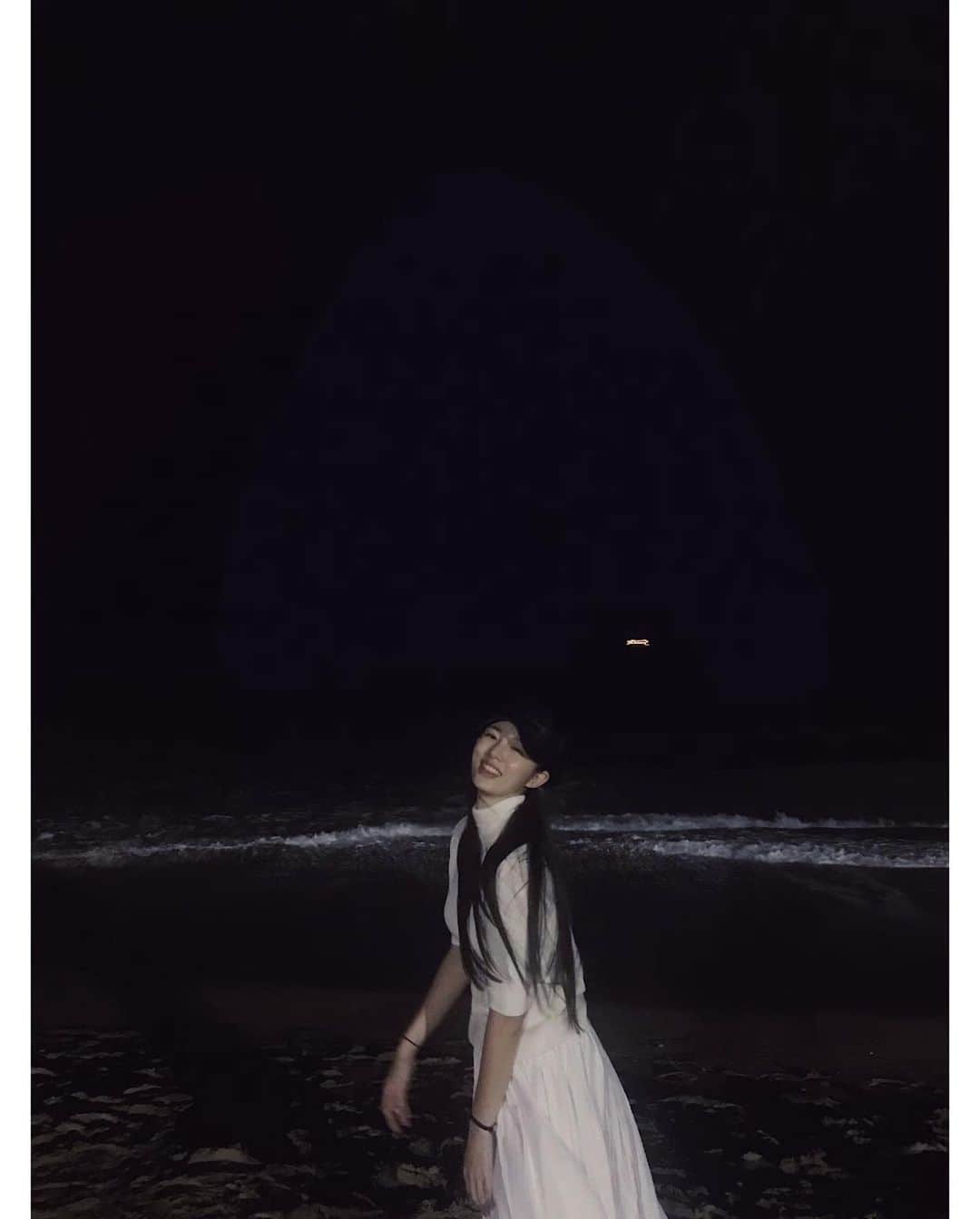 ユ・スンオクさんのインスタグラム写真 - (ユ・スンオクInstagram)「-> ◡̈ 해.해 #🌊」10月13日 18時44分 - seungok_yu
