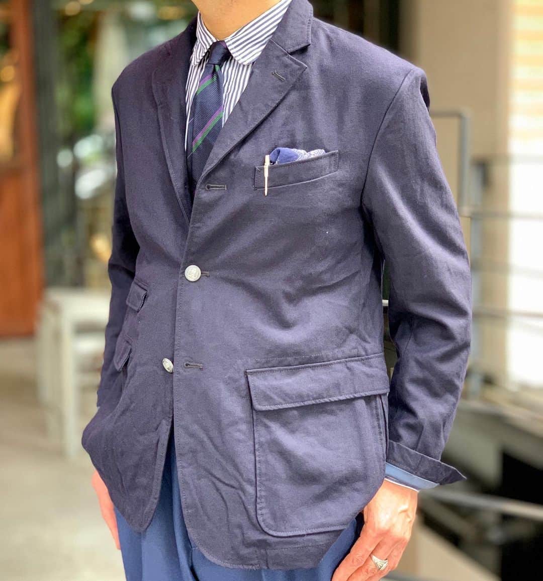 のインスタグラム：「BEAMS PLUS STYLE  #beams #beamsplus #beamsplusharajuku #harajuku #tokyo #japan #engineeredgarments #midfieldblazer #blazer #blazerstyle #kennethfield #individualizedshirts  #mensfashion #menstyle #menswear」