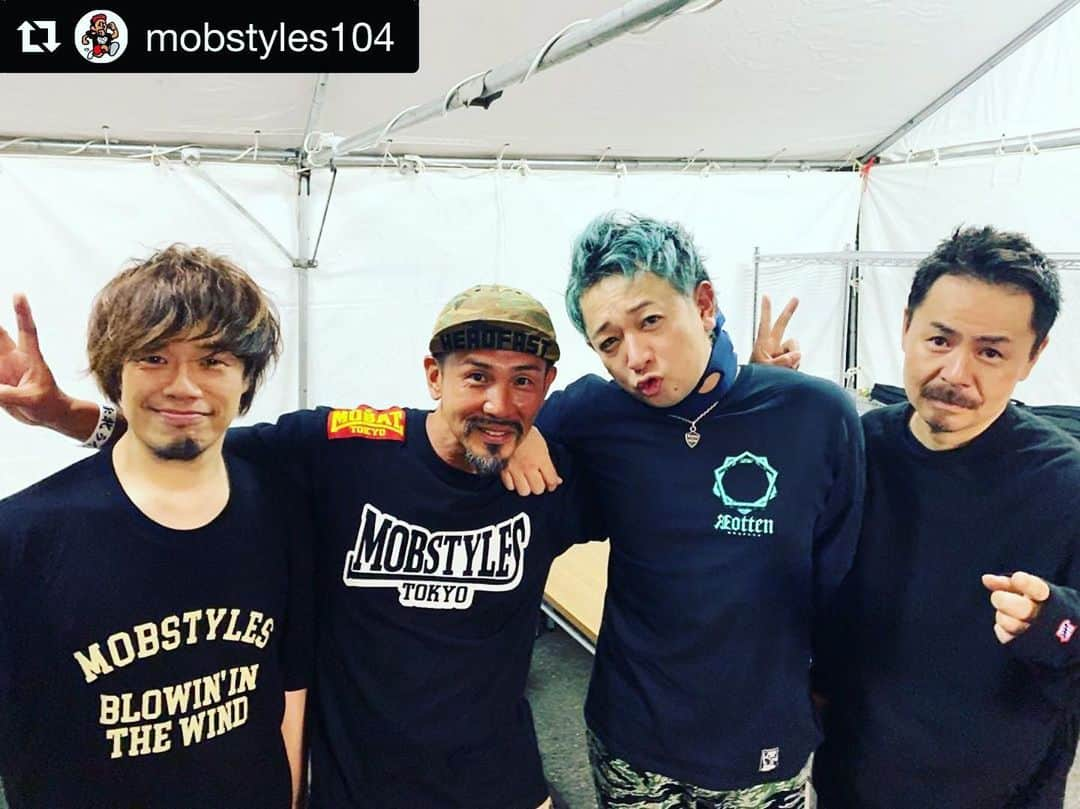 こーいちさんのインスタグラム写真 - (こーいちInstagram)「田原さんの地元でGIG。 そしてみんな酸素吸い過ぎでヤバかったね。 ほな明日から酸素いっぱい吸って元気だせよー。  #Repost @mobstyles104 with @get_repost ・・・ 10-FEET観にBLUE LIVE行って来たよ！元気がなきゃ何にもできない、まず元気出そーぜー！って！そうだよね、明日も元気届けてね😊 #mobstyles #peace_and_mosh #10feet」10月13日 21時08分 - kouichi1975