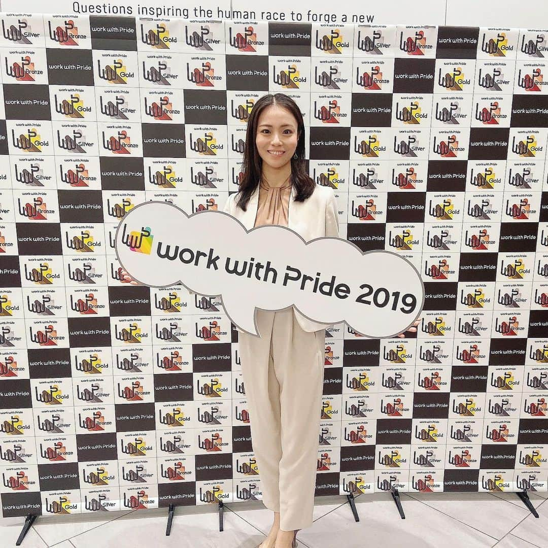 東小雪のインスタグラム：「Work With Pride 2019に参加しました。今年は特に実践的な報告が多く、とても勉強になりました。日本企業の参加もさらに増え、勢いを感じます。 LGBTはもちろん、働く全ての人が、安心して働ける職場をつくるため、私も頑張りたいと思います！　#workwithpride #日比谷　#LGBT #workwitgpride2019」