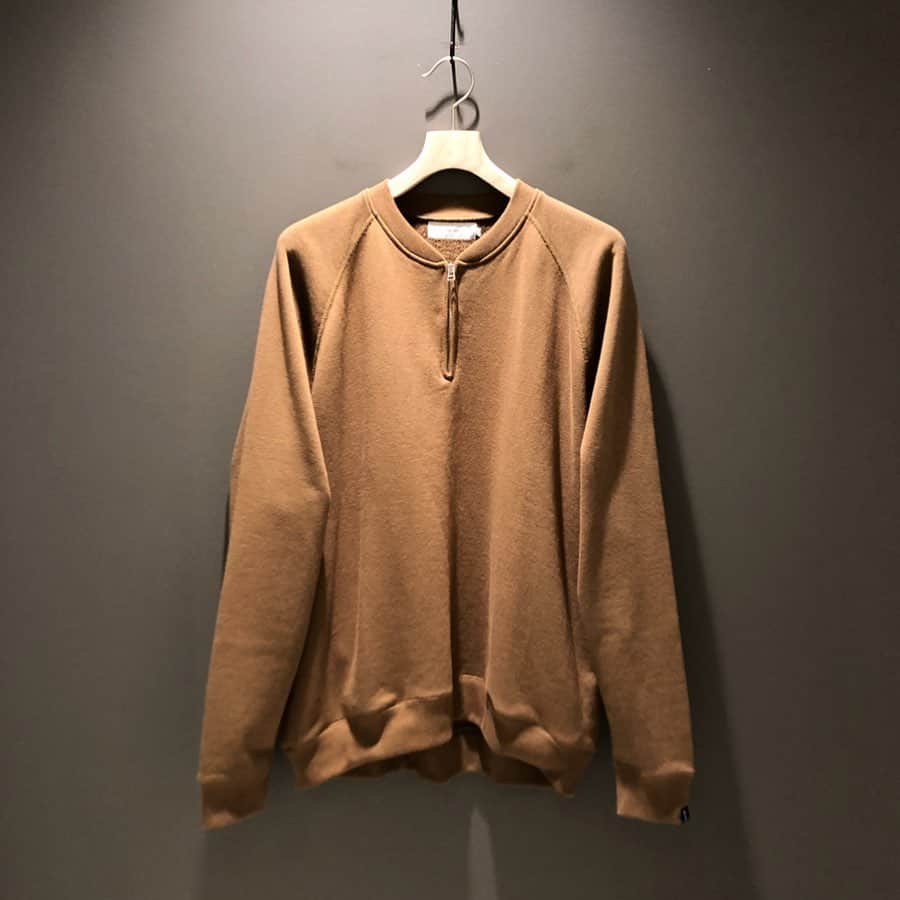 のインスタグラム：「＜LOOPWHEELER＞×＜Graphpaper＞ Mens Half Zip Sweat BEAMS JAPAN 2F @beams_japan @graphpaper_official #graphpaper #loopwheeler #beams #beamsjapan #beamsjapan2nd Instagram for New Arrivals Blog for Recommended Items #japan #tokyo #shinjuku #fashion #mensfashion #womensfashion #日本 #東京 #新宿 #ファッション#メンズファッション #ウィメンズファッション #ビームス #ビームスジャパン新宿店」