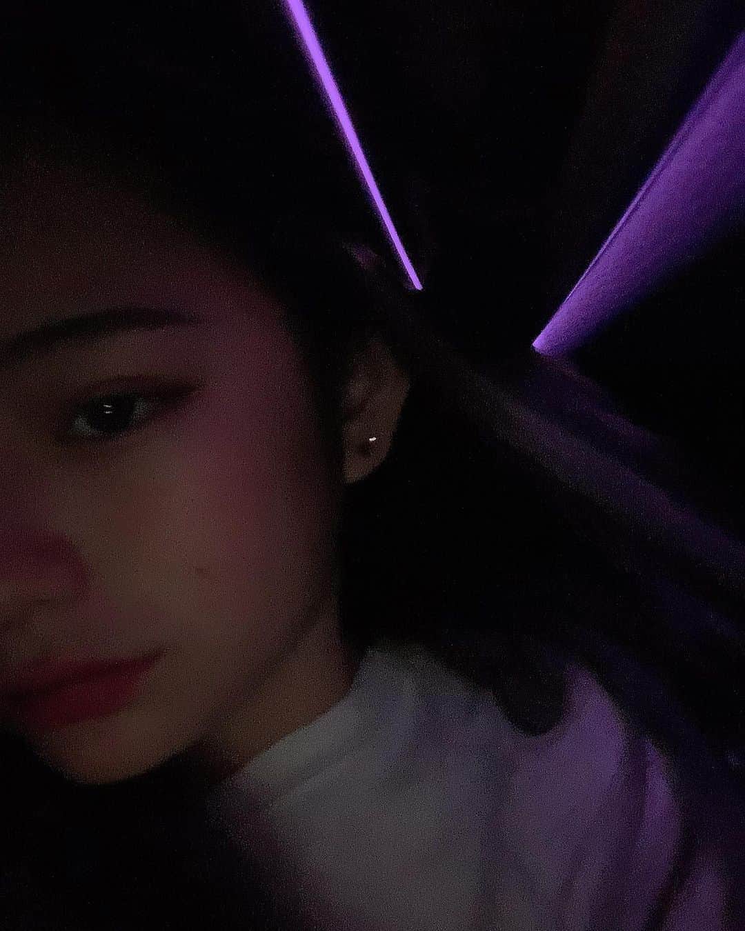 かれんのインスタグラム：「CAR ❤︎ #selfie」