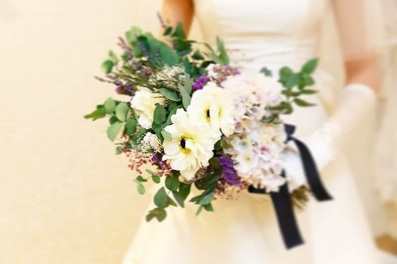 ザ グランクレール【名古屋駅近結婚式場】のインスタグラム：「Wedding bouquet💐 ☆.。.:*・°☆.。.:*・°☆.。.:*・°☆.。.:*・°☆*:.. . 🔔ブライダルフェア🔔 10/20日(土)＆10/21(日)＆10/22(火) 9:00 / 13:30 / 18:00 . ブライダルフェアのご予約は、当式場インスタグラム TOPページからがスムーズです✨✨ ⇒ @thegrandcreer . . スタッフ一同皆様のお越しを 心よりお待ちしております☆★ . . ☆.。.:*・°☆.。.:*・°☆.。.:*・°☆.。.:*・°☆*: . . ＝＝＝CREER グループ＝＝＝ @thegrandcreer @biancara_hillside_terrace @biancara.marina.terrace @creer_bayside @club_de_creer_geihinkan ☎️052-561-7777 🔎⇒ www.creer.jp/ ＝＝＝＝＝＝＝＝＝＝＝＝＝ . . #名古屋 #結婚式 #結婚式準備 #ザグランクレール #creer #wedding #natural #ナチュラルウェディング #カラフル #インスタ映え #フォトジェニック #コーディネート #写真好きな人と繋がりたい #お洒落な人と繋がりたい #2019秋婚 #marry #marry花嫁 #weddingparty #プレ花嫁 #プレ花嫁さんと繋がりたい #卒花嫁 #卒花嫁さんとも繋がりたい #ハナコレストーリー #サプライズ #ブライダル #ブライダルフェア #結婚式レポ #クレール花嫁 #ウェディングニュース . . ☆.。.:*・°☆.。.:*・°☆.。.:*・°☆.。.:*・°☆*:..」