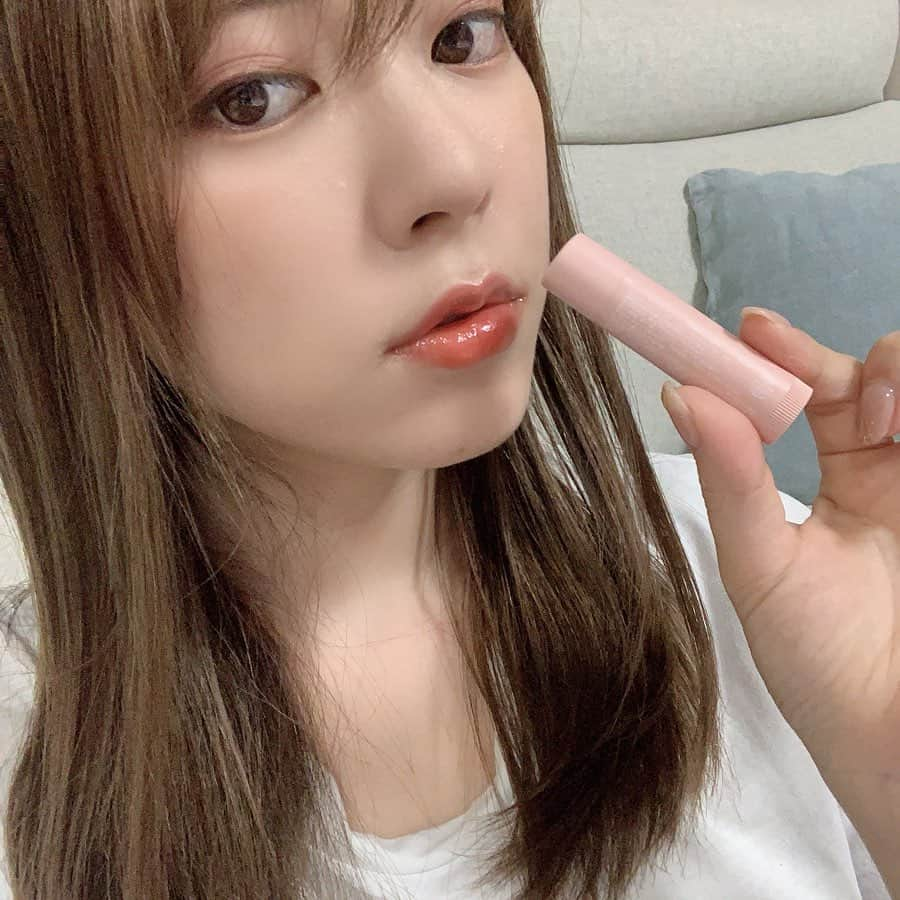 関根理紗さんのインスタグラム写真 - (関根理紗Instagram)「アルジェランの今日はアンバーローズ🥰 かわいい。 こういうカラーが増えてほんとに嬉しい🦐🦀🦐🦀 #アルジェラン #argelan #色付きリップ」10月14日 7時58分 - sekine.risa