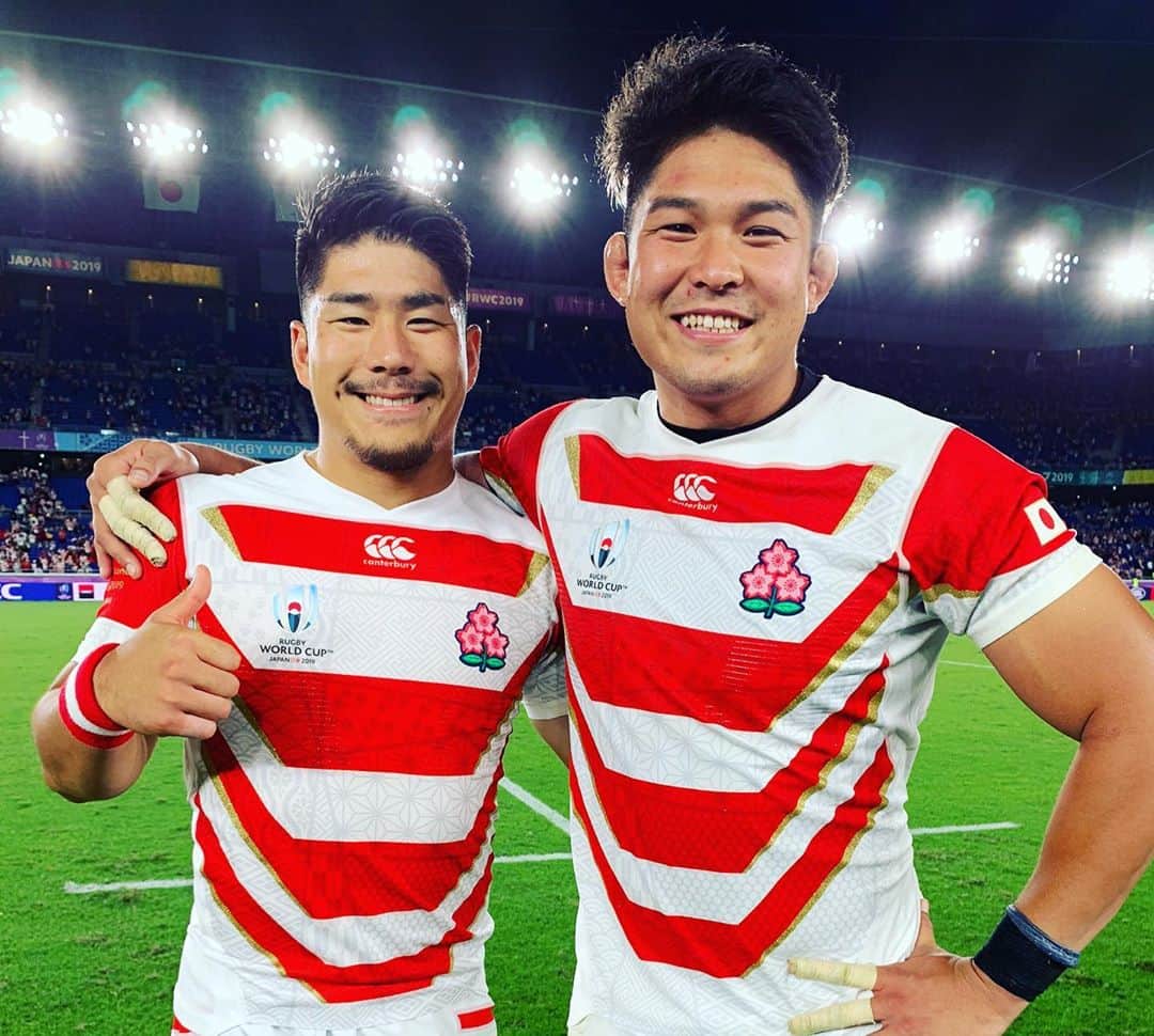 松田力也さんのインスタグラム写真 - (松田力也Instagram)「いつもたくさんの応援ありがとうございます！ 最高の結果を残すことが出来ました！ 新たな歴史を作ることが出来ました！  #rugbyworldcup #rugbyworldcup2019 #ラグビー日本代表 #japan #oneteam」10月14日 1時49分 - rikkyon10
