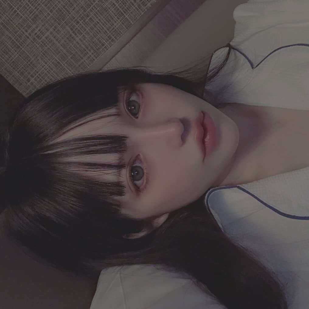 chiiiiiのインスタグラム：「🌚🌝」