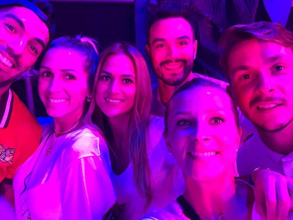 ソフィア・バルビのインスタグラム：「@luissuarez9 @elenagalera @maribalbi_lo @fermar219 @gonzalobalbi」
