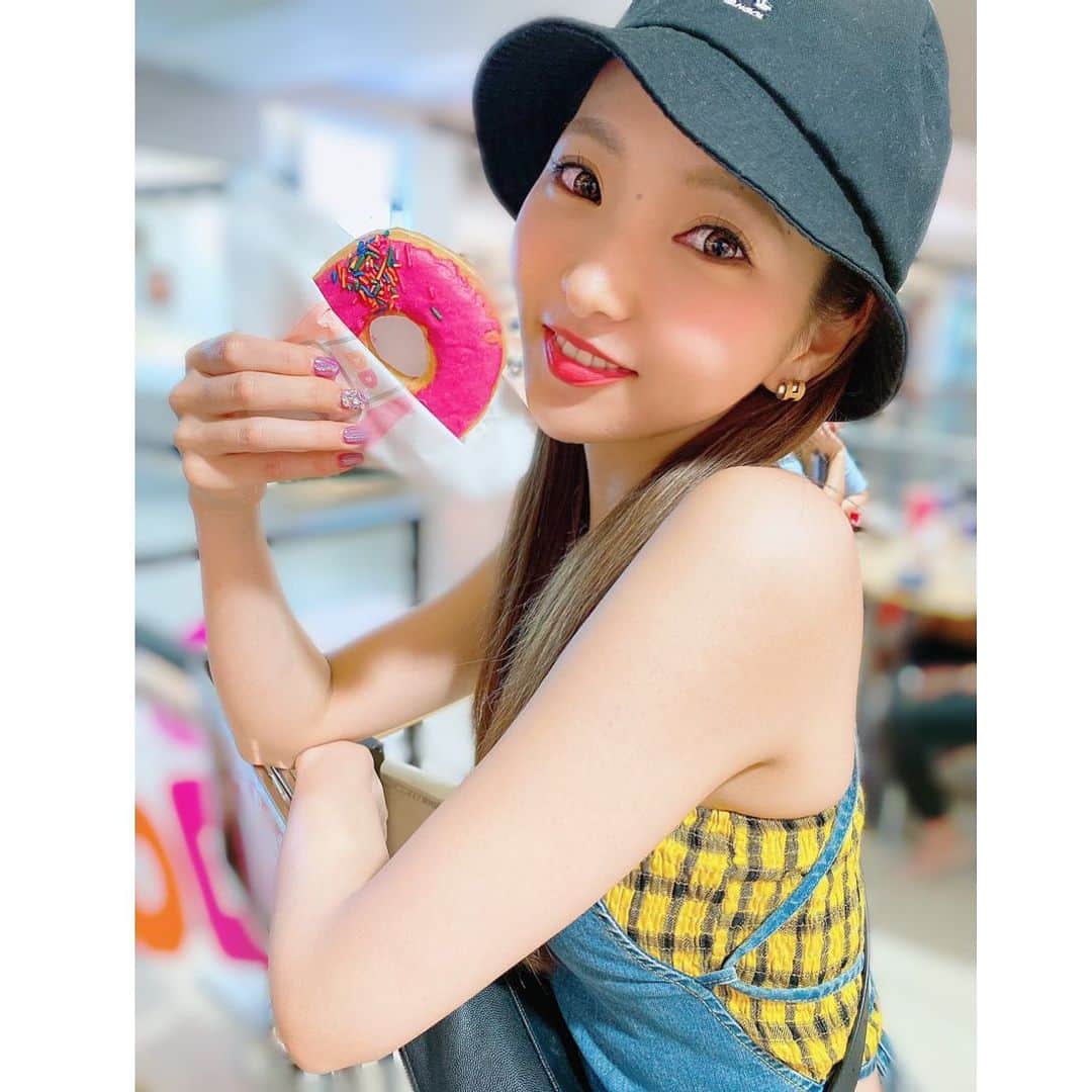 輝月あんりのインスタグラム：「🍩💗🌈🧸」