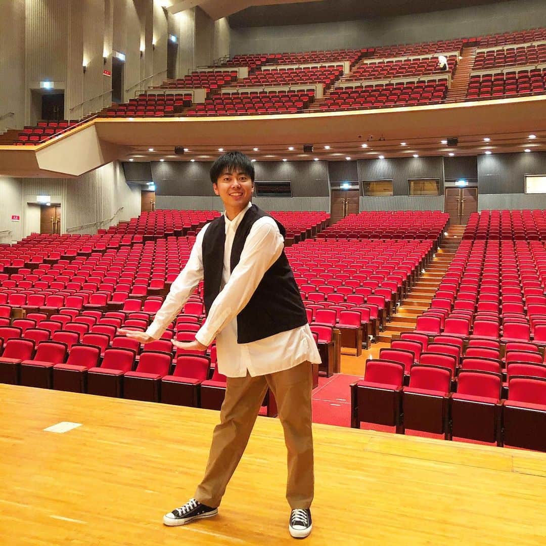 西村真二さんのインスタグラム写真 - (西村真二Instagram)「🦒 #ワンワンまつり #北九州公演 #ありがとうございました #りんたろう」10月14日 17時53分 - shinji_nishimura0630