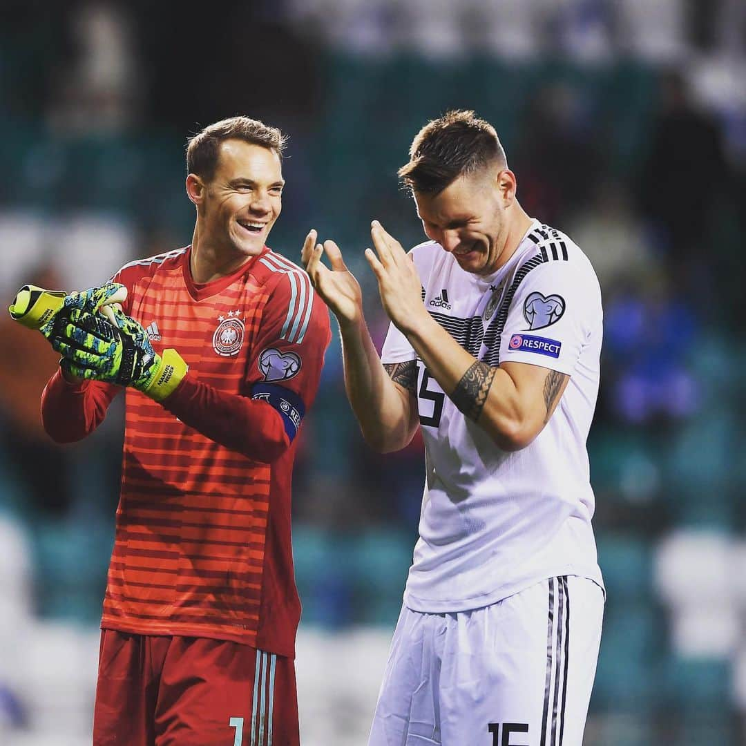 マヌエル・ノイアーさんのインスタグラム写真 - (マヌエル・ノイアーInstagram)「Happy❣️ 🇩🇪⚽️」10月14日 9時17分 - manuelneuer