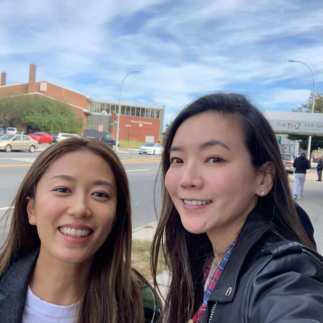 和央ようかさんのインスタグラム写真 - (和央ようかInstagram)「Had a fun lunch with my wonderful friends 😘😘 Yummy in Flushing 🥩🍚🥗 大好きなお友達達と美味し過ぎ楽し過ぎのランチ🥩🍚🥗 @maisatoda_official ちゃんと私は初フラッシング(地名よ😘)参上 やっぱり友達との時間は最高👍そしてこの街は美味しい所が沢山ありそうだ😍🙏 #takakonystylin🍎 #nylife  #ny #lifestyle #yokawao #和央ようか」10月14日 10時12分 - yokawao0215