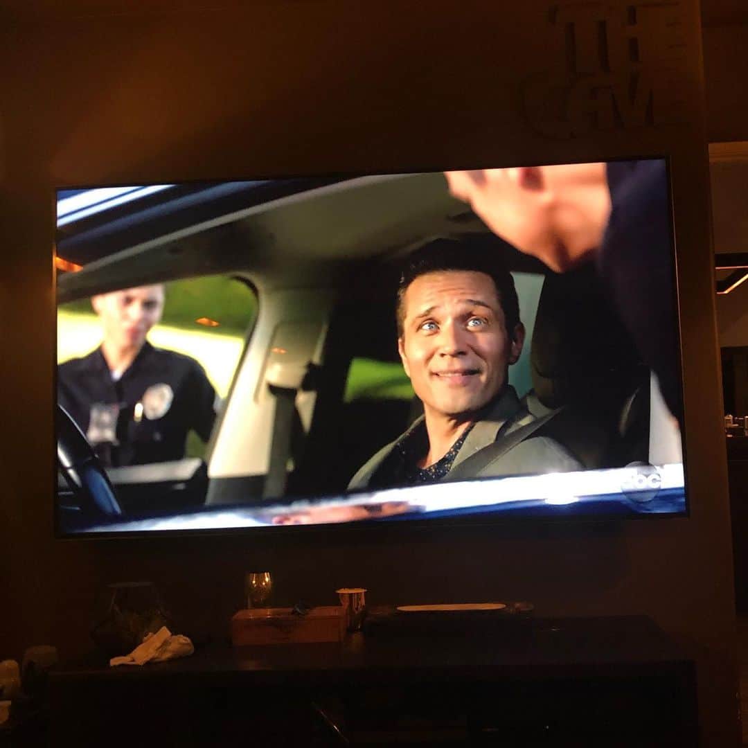 シーマス・デヴァーさんのインスタグラム写真 - (シーマス・デヴァーInstagram)「This jerk.」10月14日 11時08分 - seamuspatrickdever