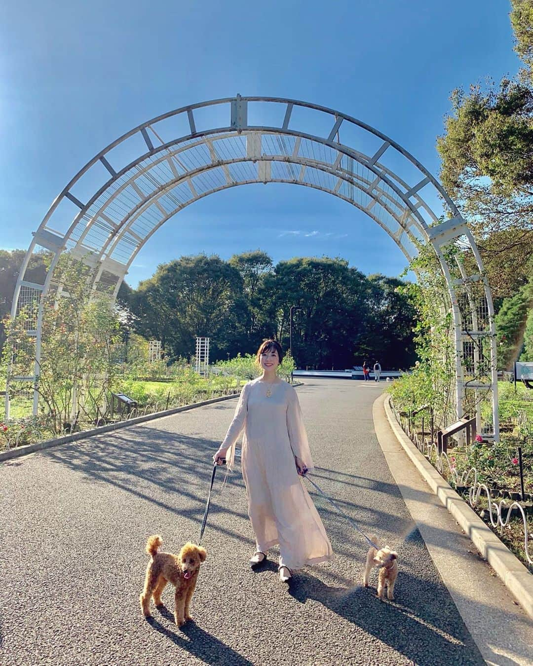 水野佐彩さんのインスタグラム写真 - (水野佐彩Instagram)「・ こんにちは🍀 台風の影響はみなさん大丈夫ですか？ 私が住んでいるところは停電、浸水などは平気でしたが 対策、準備は前日からかなりしていたものの いざ強い風の音が続いたり 雨が窓ガラスに打ち付けると 本当に不安で、怖かったです。。 被害に遭われた地域のニュースを見て これ以上大きくならないことを祈るばかりです。 ・ こんな時に私ごとになってしまいますが 10月12日に30歳になりました。 そして母になります！ 温かく見守っていただけたら嬉しいです。 よろしくお願いします🍀 佐彩」10月14日 12時02分 - saaya_mizuno