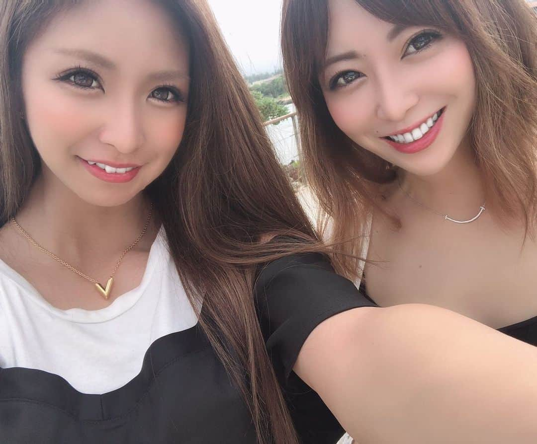 瀧谷まゆさんのインスタグラム写真 - (瀧谷まゆInstagram)「沖縄満喫しております🐠 えまのBBJの応援📣💓 #沖縄#ハイアットリージェンシー瀬良垣アイランド沖縄 #バルセロナ #バルセロナグループ #barcelona #touri  #桃李 #ニュークラブ #キャバクラ #ホステス #キャバ嬢 #北海道 #札幌 #さっぽろ #すすきの #ススキノ #歌舞伎町 #北新地 #錦 #中洲 #followme #likeforlikes #l4l #followforfollow #f4f #いいね返し」10月14日 13時54分 - mayu_velia