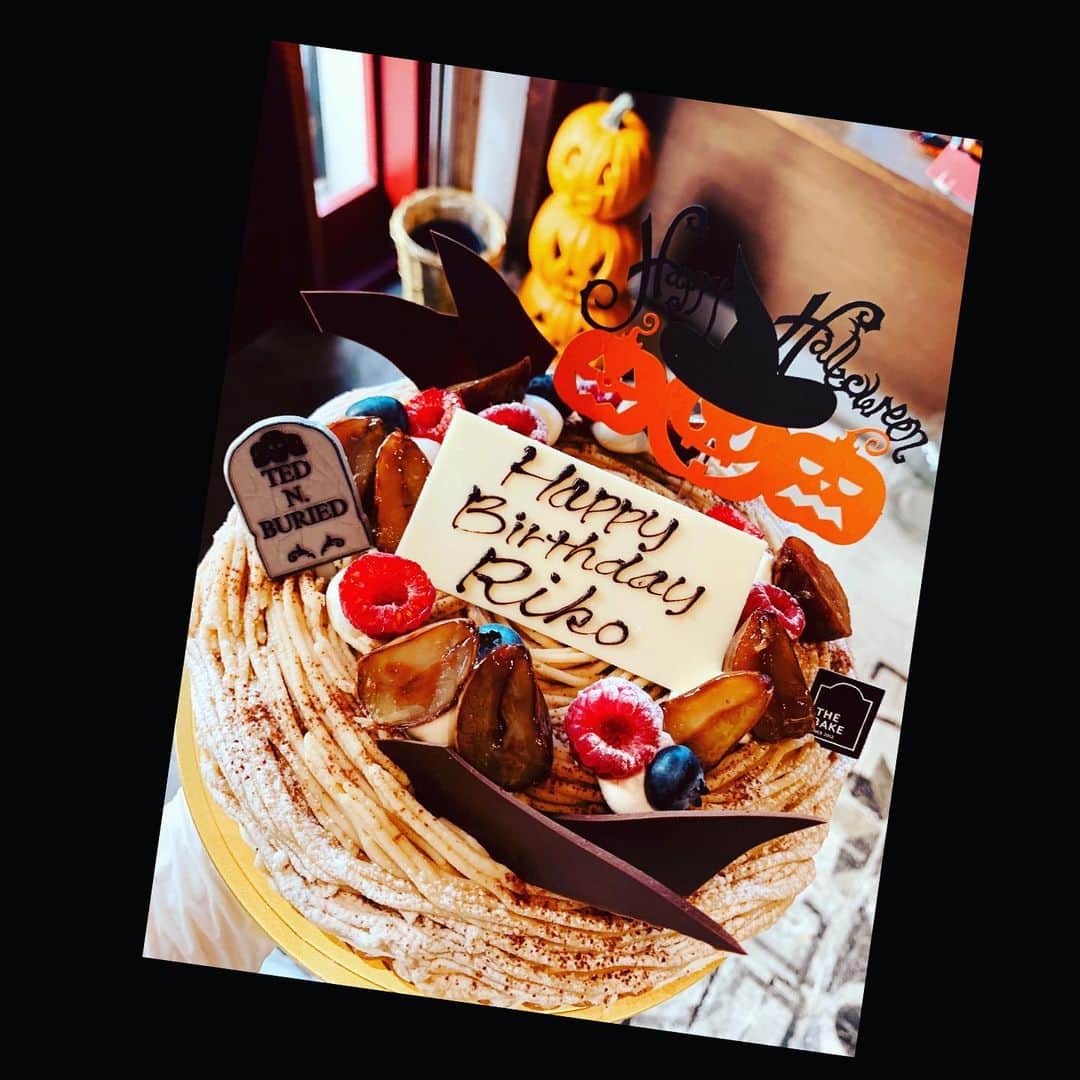The Bakeさんのインスタグラム写真 - (The BakeInstagram)「Rico ちゃんおめでとう☺️ ハロウィン仕様🎃ハロウィンピック付けれます！（300円）  #モンブラン #halloween #birthdaycake #happybirthday #mtblanc」10月14日 15時15分 - the_bake1121
