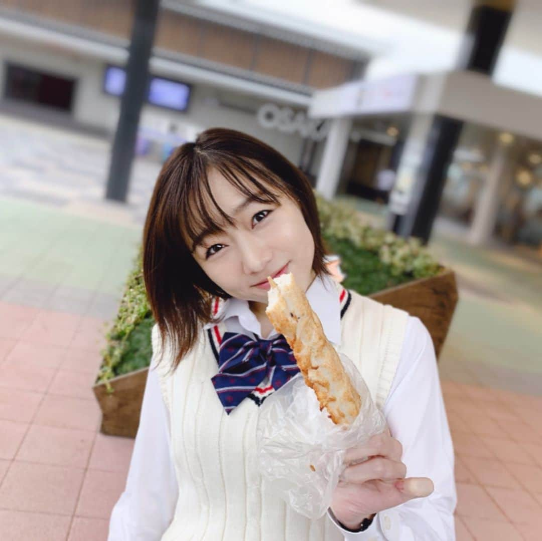 須田亜香里さんのインスタグラム写真 - (須田亜香里Instagram)「制服コスプレたこマヨ棒おばさん これからロケです。 @funfunjapan2019 #funfunjapan #bnk48 #ske48  #現役アイドル #アラサー #もうすぐ28歳」10月14日 15時27分 - akarisuda