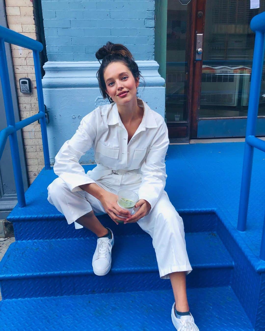 エミリー・DiDonatoのインスタグラム：「“Get me some of that green stuff” - my mom asking for a matcha latte today 😂🤦🏻‍♀️」