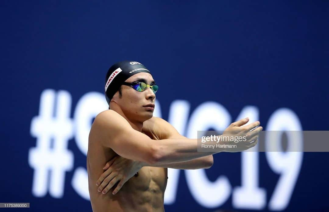 入江陵介さんのインスタグラム写真 - (入江陵介Instagram)「Thank you World Cup Berlin🇩🇪 🥇200BK 1:56.46 🥇100BK 53.26 🥇4x100 MixRelay . . It’s been a great 2weeks! @fina1908 🇭🇺🇩🇪 . . Time to back🇯🇵🏊‍♂️ . . W杯二戦終了しました！ 前回大会よりもタイムが上げることが出来まずまず🙆‍♂️ ゴールはまだまだ遠いけど少しずつ少しずつ縮めていきたい。  台風の被害は大丈夫でしたか？海外に居たのであまり状況が把握しきれておりませんが、１日でも早い復旧を願っております。  ラグビー日本代表の活躍素晴らしい🏉引き続き全力応援🇯🇵 日本に大きなエネルギーを届けてください！！ 今から帰国します✈️ #swc2019 #swimming #worldcup #budapest #berlin #roadtotokyo #tokyo2020」10月14日 18時39分 - ryosuke_irie