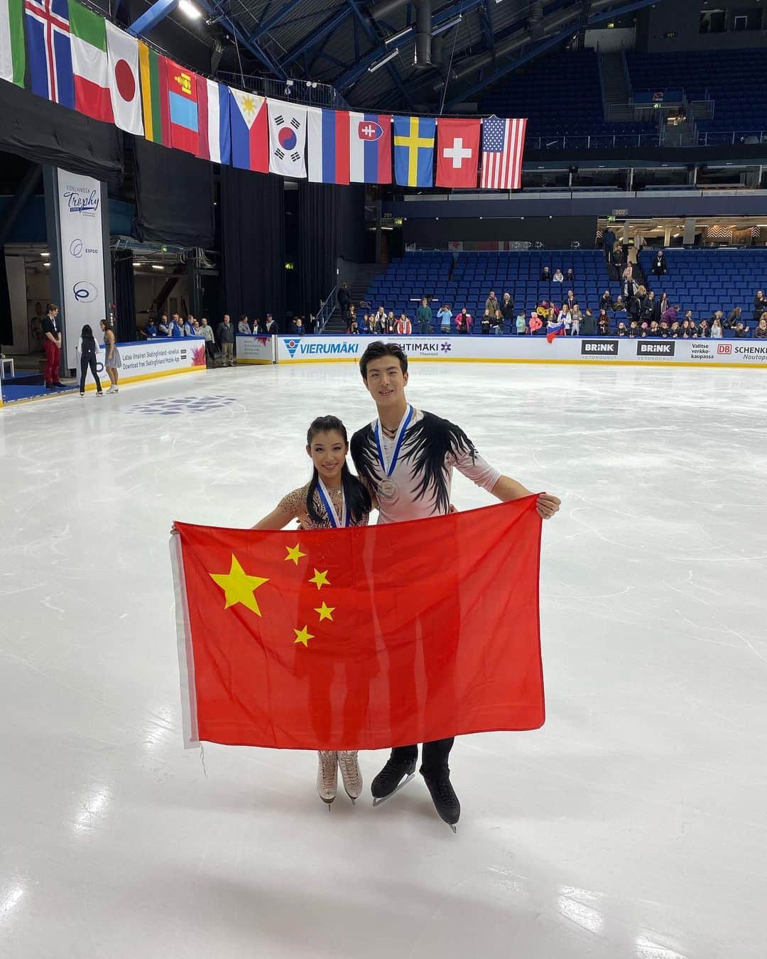 王詩エツのインスタグラム：「继续争光 继续争气。  拜拜 🇫🇮」