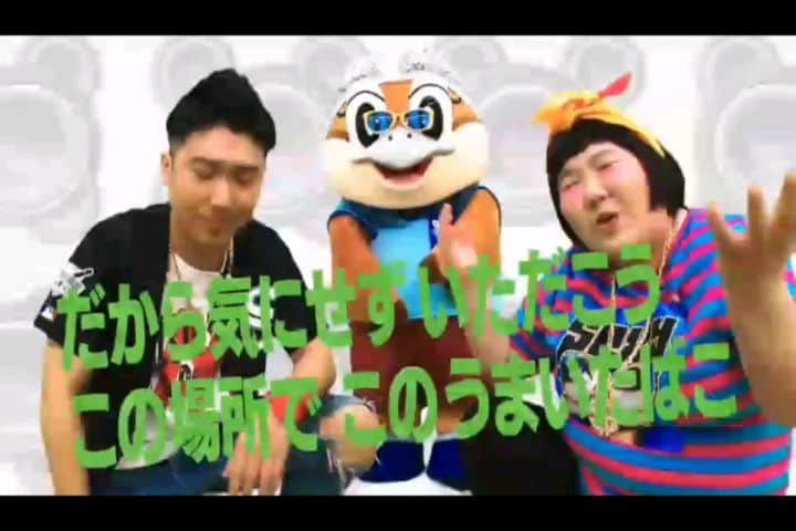 のインスタグラム：「YouTubeで見つけられませんでした⤵😫というお声もいただいたので、  そんな皆様用に、前回の続きもUPしておきますね！  #大阪府受動喫煙防止条例#大阪府#受動喫煙防止対策#PR動画#YouTube#みんなで守ろうYO！！たばこのルール#こないだの続き#吉本新喜劇#酒井藍 姉さん#レイチェル#featuring#もずやん#ちなみに#最後の#アーイ！は#藍姉さんの名前を呼んでる#あーい！？(藍！？)なんです#実は#😁😁😁✌✌✌🎶🎶🎶」