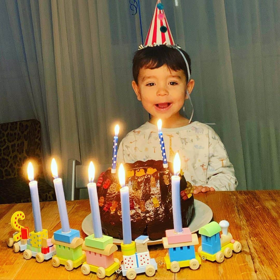 のインスタグラム：「Happy Birthday my boy 🥳❤️🤗」
