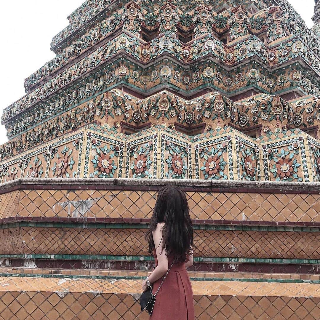 嘉部志音のインスタグラム：「凄い建物がたくさん ひとつひとつが細かくて綺麗だった」