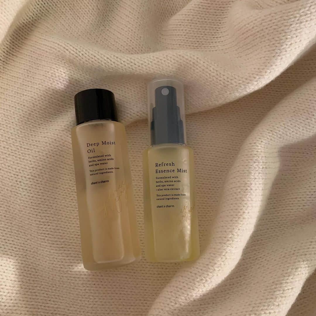 林萌々香さんのインスタグラム写真 - (林萌々香Instagram)「new skin care❤︎ いい香りで保湿もされるからとっても良き👍🏻 お気に入り〜😊 #スキンケア#chantacharm#化粧水#美容オイル#保湿」10月14日 19時51分 - momoka_hayashi