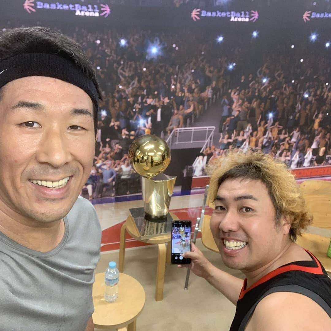 大西ライオンさんのインスタグラム写真 - (大西ライオンInstagram)「NBA JAPAN GAMEと、麒麟の田村さんのおかげでこんな体験出来ました！一生に一度、あるかないかの体験です！神様、田村様、NBA様、ありがとうございます！ #大西ライオン #麒麟田村 さん #nbajapangames #ファナティックジャパン」10月14日 20時45分 - onishilion2010