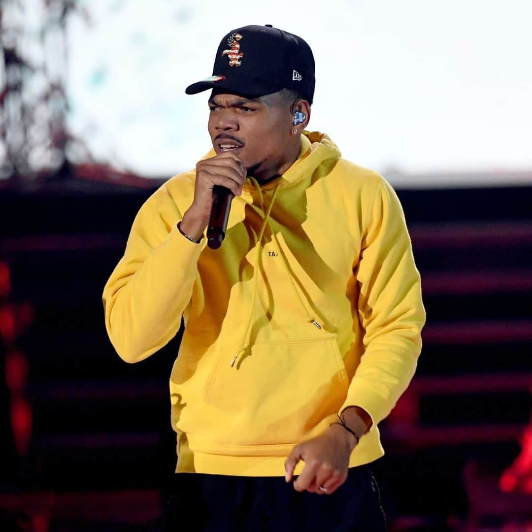 HYPEBEASTさんのインスタグラム写真 - (HYPEBEASTInstagram)「@hypebeastmusic: @chancetherapper is set to return to @nbcsnl on October 26, and will act as both the host and musical guest. Get ready for it.⁠ Photo: Kevin Winter/Getty Images ⁠」10月14日 20時40分 - hypebeast