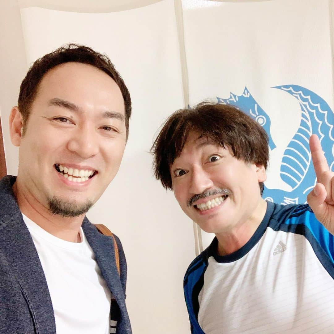 福井晶一さんのインスタグラム写真 - (福井晶一Instagram)「『ラ・マンチャの男』観劇！ 松本白鸚さんの演技にただただ圧倒されました。 一瞬たりとも目が離せなかった… 他のキャストの皆様も本当に素晴らしかった。 サンチョな駒田さんと😊  #ラマンチャの男 #帝国劇場 #松本白鸚　さん #駒田一　さん」10月14日 20時51分 - shoichi.fukui