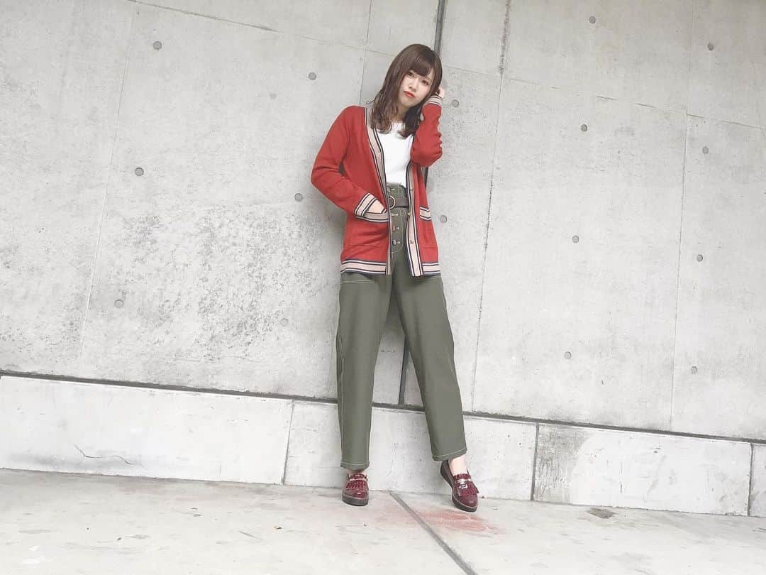 佐藤朱さんのインスタグラム写真 - (佐藤朱Instagram)「本日の握手会での私服〜🍇 . みなさんと会えてお話できたり、特典の抽選にドキドキしたり、今年の握手会もとっっても楽しかったです☺️」10月14日 21時23分 - akari_miyagi