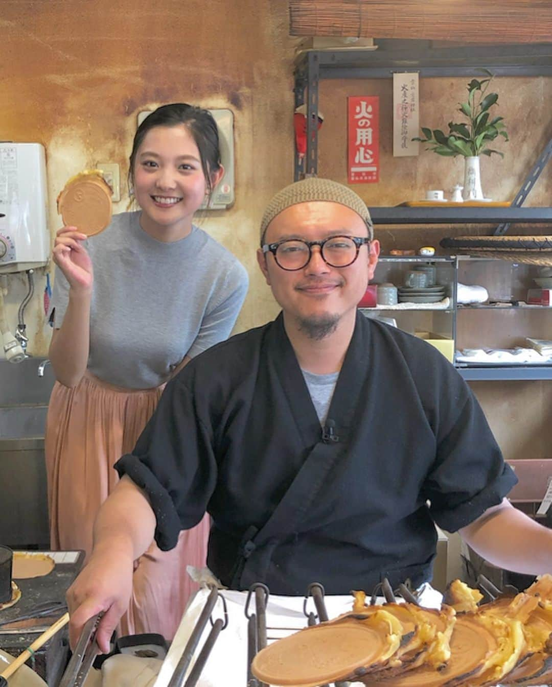 悠花さんのインスタグラム写真 - (悠花Instagram)「先週の悠花のナガサキ街音は【雲仙湯せんぺい遠江屋本舗】さんにおじゃましました😌🌈 ・ 湯せんぺい作り体験をさせてもらったり、湯せんぺいの歴史についていろんなお話をしていただきました✨ ・ ありがとうございました🥰 ・ 一枚焼きの湯せんぺいは、ふわっと軽くて誰でも食べやすいお菓子です！！ ほんのり甘くてとても美味しいのでぜひ食べてみてください🤤💓 ・ #雲仙湯せんぺい#遠江屋本舗#悠花のナガサキ街音#長崎#長崎県ホンダカーズ#ホンダ#nib#model#悠花#松尾悠花#haruka#instagood #lol#hair#make#fashion#Love#enjoy」10月14日 21時30分 - haruka_217_