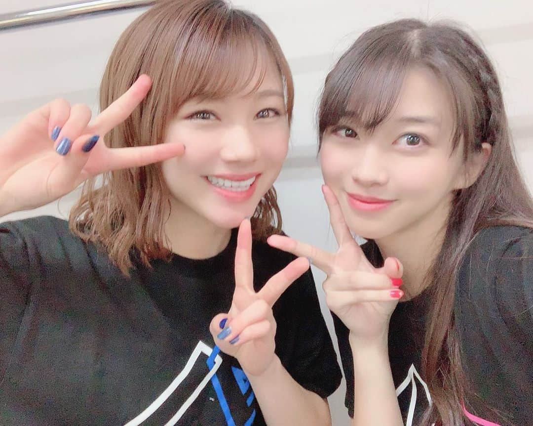 牧野真莉愛さんのインスタグラム写真 - (牧野真莉愛Instagram)「♡ ♡ モーニング娘｡'19コンサートツアー秋 ～KOKORO&KARADA〜 10/14(月･祝) 仙台サンプラザホール ・ 仙台公演ありがとうございました❣️❣️ ・ 💙石田亜佑美さん💙 石田さんのダンス、まりあのお手本です💕︎ かっこいいです❣️ まりあより ♡ ♡  #石田亜佑美 さん💙 #モーニング娘19 #morningmusume19」10月14日 21時52分 - maria_makino.official