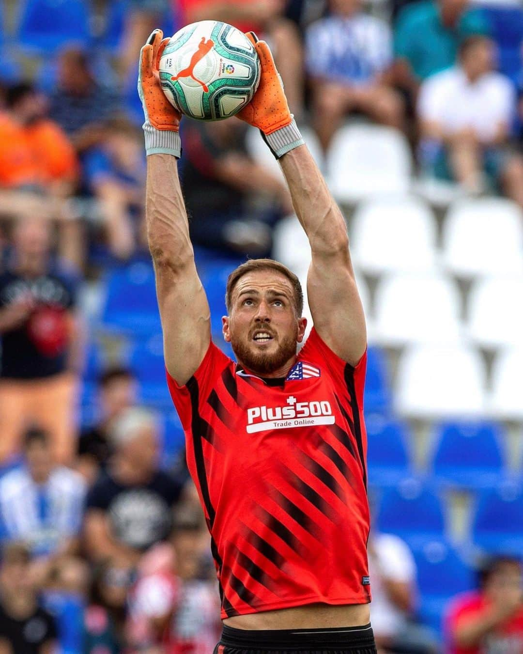 LFPさんのインスタグラム写真 - (LFPInstagram)「THE ̶E̶I̶F̶F̶E̶L̶ OBLAK TOWER! 😱 • #Oblak #Atleti #LaLigaSantander #LaLiga #Goalkeeper」10月14日 22時00分 - laliga