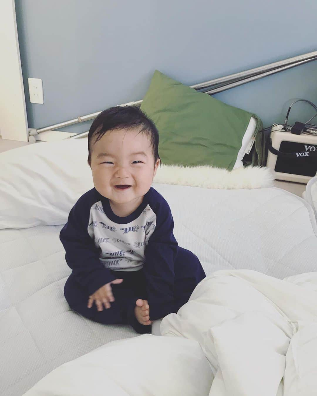 柏木作夢さんのインスタグラム写真 - (柏木作夢Instagram)「Keshiki.  #smile #son #笑顔 #笑顔が素敵 #笑顔のループ  #笑上戸 #笑い上戸 #赤ちゃんのいる生活 #寝起き #柏木景色」10月14日 22時16分 - samukashiwagi