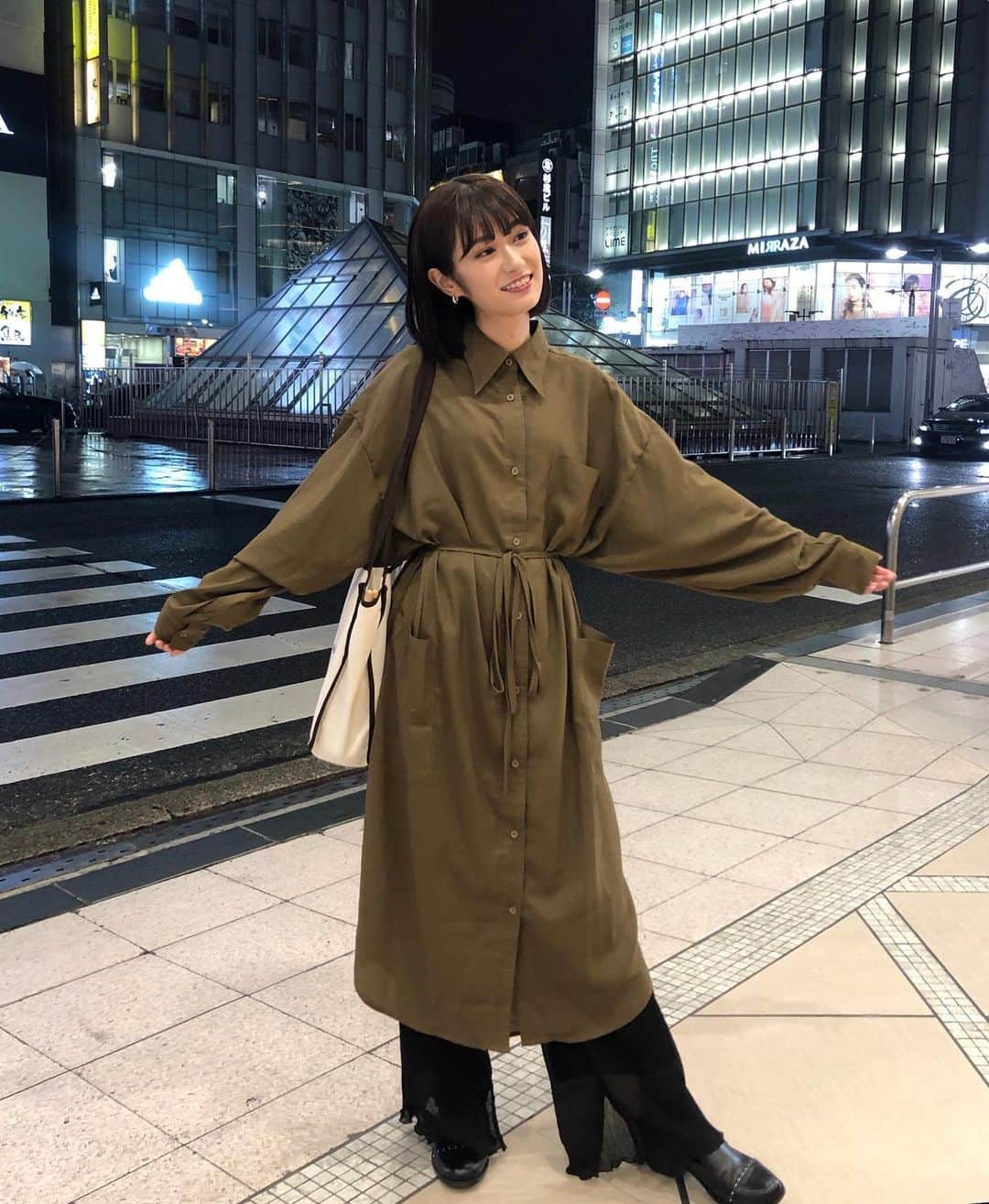 広瀬ちひろさんのインスタグラム写真 - (広瀬ちひろInstagram)「わっけわかんないポーズしか出来ないなぁ💧」10月14日 22時59分 - chi_hirose