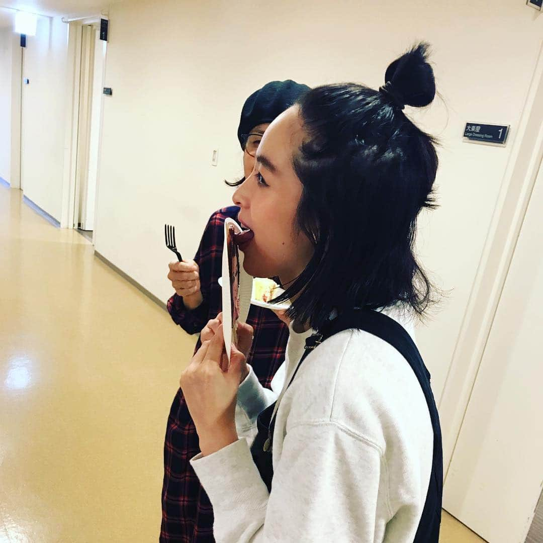 清野菜名さんのインスタグラム写真 - (清野菜名Instagram)「無事に25歳を迎えられ嬉しいです。 もっともっと頑張ります。 おつかれーらいす」10月14日 23時35分 - seinonana