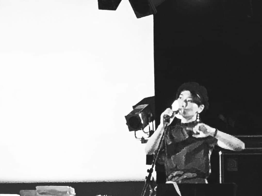 竹澤汀さんのインスタグラム写真 - (竹澤汀Instagram)「CINEMAはお好きですか。  10/25は横浜でとっておきのストーリーを用意して待ってるよ。  予約はMotion Blueの公式サイトから！  #cinématographe #mgwtkzw #m_s_t #cinema」10月14日 23時36分 - migiwaaaaaaaaaa