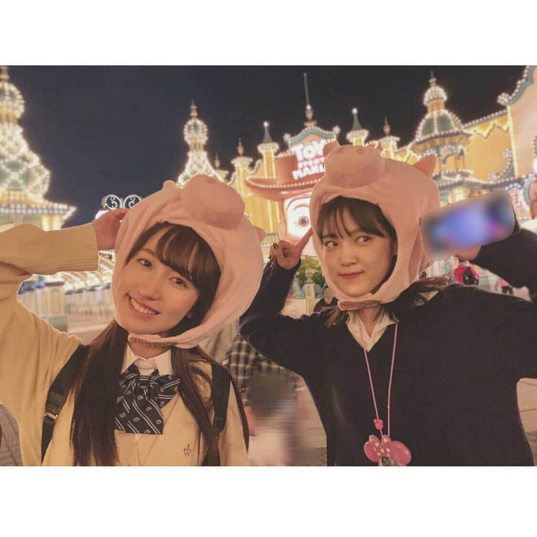 Country Girlsのインスタグラム：「おぜきまいです！ ･ ･ 梨沙ちゃん Happybirthday💚 素敵な1年に〜☺︎☺︎ ･ ･ ･ ･ #にゃんにゃん歳 #写真撮ると #いつもふざける」