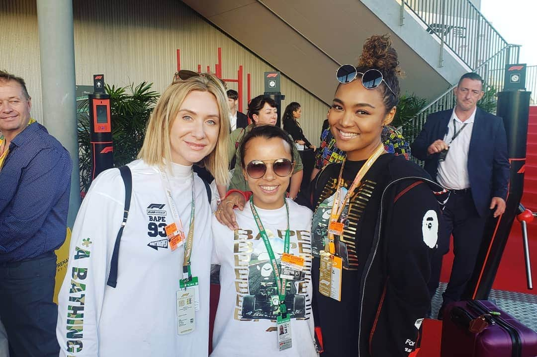 Crystal Kayさんのインスタグラム写真 - (Crystal KayInstagram)「A gorgeous day at Suzuka for @f1. So much energy and excitement all around us. Thankyou so much for having us @bape_japan and showing us a great time!! How cool is that podium tho?! Congratulations to Mercedes with the win!! Met so many lovely people ❤️ 生のf1はやっぱ興奮しちゃうね！！ 📸 : @spinzbeatsinc」10月15日 0時26分 - crystalkayofficial