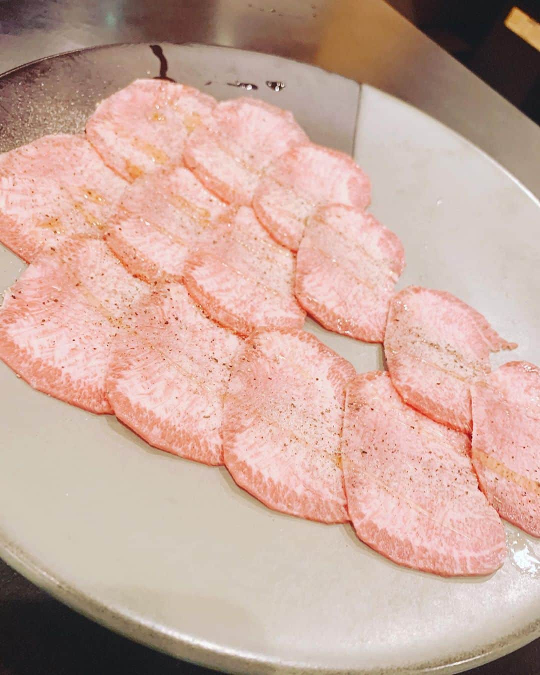 桜花由美さんのインスタグラム写真 - (桜花由美Instagram)「大阪最終日に焼肉食べに行ってきました！  美味しかった！  明日東京に帰ります！  お家は大丈夫だろうか… 4日間東京を離れ、台風のニュースしか見てないから心配…  明日は19時から志田後楽園大会がある。  お家の心配をしながら明日東京に帰ります！  無事でありますように。  #wavepro ‬ ‪#女子プロレスラー ‬ ‪#プロレス ‬ ‪#プロレスラー ‬ ‪#女子プロレス‬ ‪#prowrestling‬ ‪#プロレスリングwave‬ #桜花由美 #波ヲタ全員集合  #波ヲタ  #大阪 #アゼリア大正ホール」10月15日 1時19分 - ohkayumi