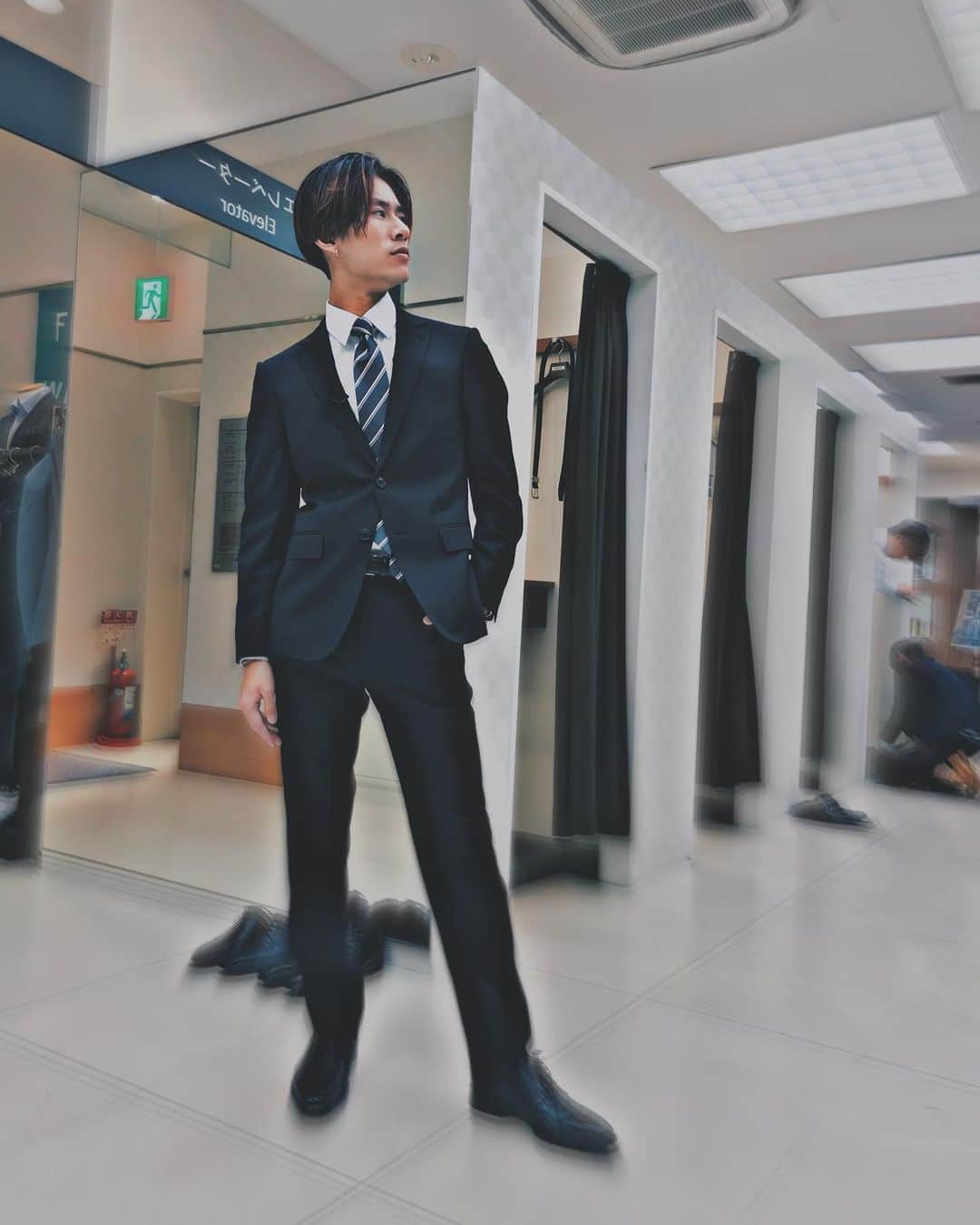 のインスタグラム：「🕺👔 • • • “BALLI CAN SPEAK!?” 皆さん見てくれましたでしょうか？ • 会社面接をするために珍しくみんなでスーツ姿に。 まだ見ていない方は是非！ @ldh_tv_official #BALLISTIKBOYZ」
