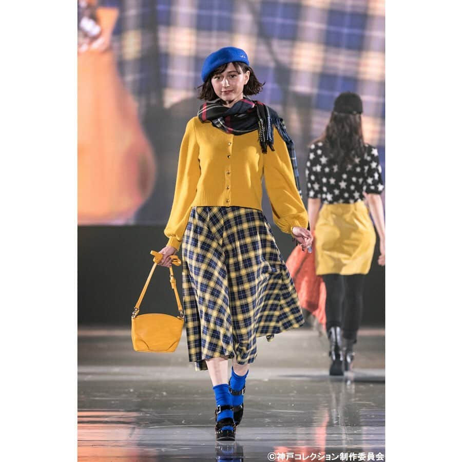 神戸コレクションさんのインスタグラム写真 - (神戸コレクションInstagram)「. . . 神戸コレクション 2019 AUTUMN/WINTER -ガールズフェスティバル- OFFICIAL PHOTO . ▽STAGE▽ Hankyu×KOBE COLLECTION . ▽BRAND▽ To b. by agnès b.(@tob_by_agnesb) . ▽MODEL▽ #朝比奈彩 #野崎萌香 #宮本茉由 #間瀬遥香 #魚住光生 #五十嵐ソフィー #イオ . #kobecollection #神戸コレクション #kobecollection_official #神戸コレクション公式 #神コレ #2019aw #神戸コレクション2019aw #ガールズフェスティバル #fashionshow #fashion #model #brand #styling #tobbyagnesb」10月15日 12時13分 - kobe_collection