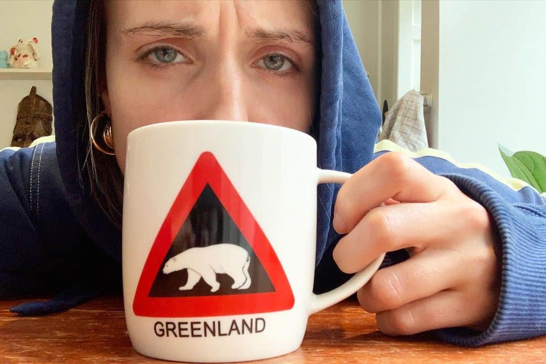 MOさんのインスタグラム写真 - (MOInstagram)「Visiting Greenland was a dream come true. The nature, the food, the fans, the kindness of the people we met all blew my mind! Such a magical experience in every way... and now I'm having mad post-Greenland-blues!! Thanks for having me #akisuaneritfestival!! I hope I will be back someday in a not too far away future ✨🇬🇱❤」10月15日 4時10分 - momomoyouth