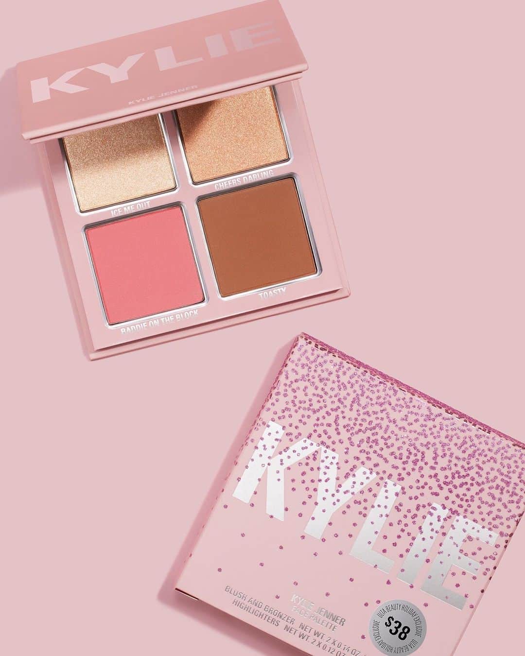 Kylie Cosmeticsさんのインスタグラム写真 - (Kylie CosmeticsInstagram)「our new Ulta exclusive face palette makes the perfect gift this season 💗✨ includes our best selling shades in Ice Me Out, Cheers Darling, Baddie On The Block and Toasty 💋」10月15日 4時59分 - kyliecosmetics