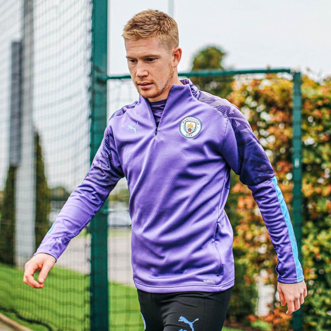 マンチェスター・シティFCさんのインスタグラム写真 - (マンチェスター・シティFCInstagram)「Meanwhile, back at HQ ⚽️ . #mancity」10月15日 5時04分 - mancity