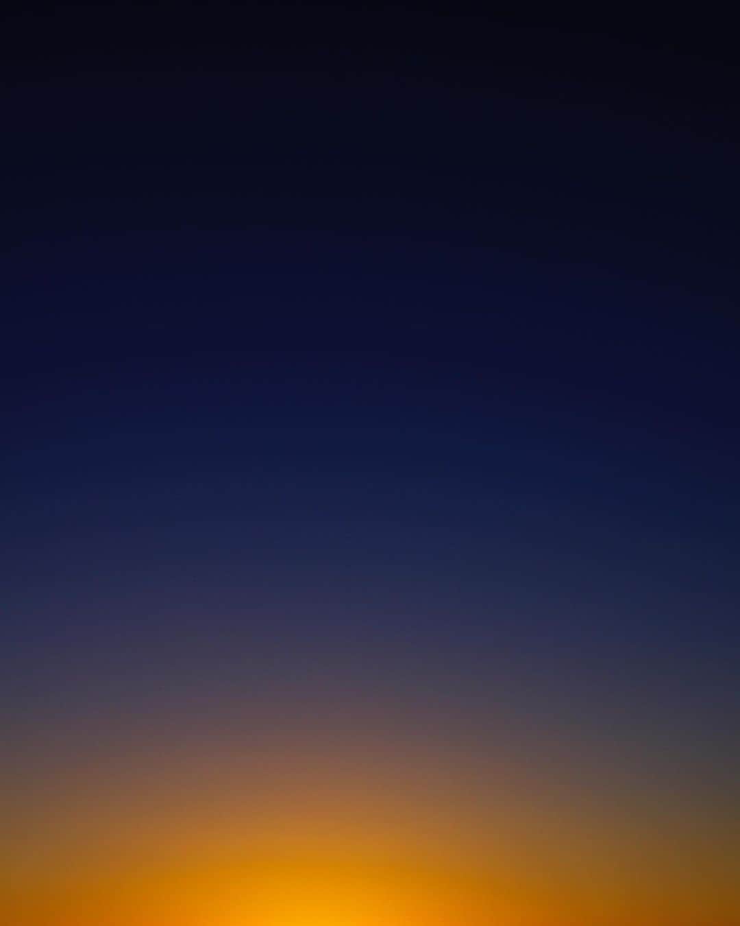 sioneのインスタグラム：「冬か来年の春くらいからは本格復帰出来るかしら。 #sky #sunset」