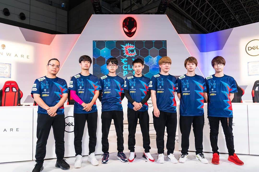 のインスタグラム：「R6S部門の選手たちは明日オーストラリアに発つ予定です。がんばれ🔥 . . #tgs2019 #tokyogameshow #tokyogameshow2019 #東京ゲームショウ #東京ゲームショウ2019 #eスポーツ #cyclopsathletegaming」